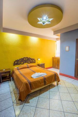 Hoteles Kakchiquel Панахачель Экстерьер фото
