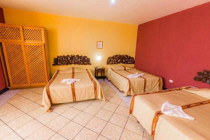 Hoteles Kakchiquel Панахачель Экстерьер фото